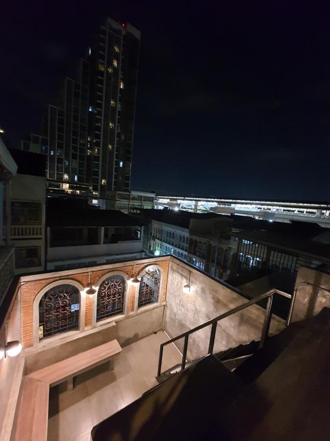 Station8 Hostel Бангкок Экстерьер фото