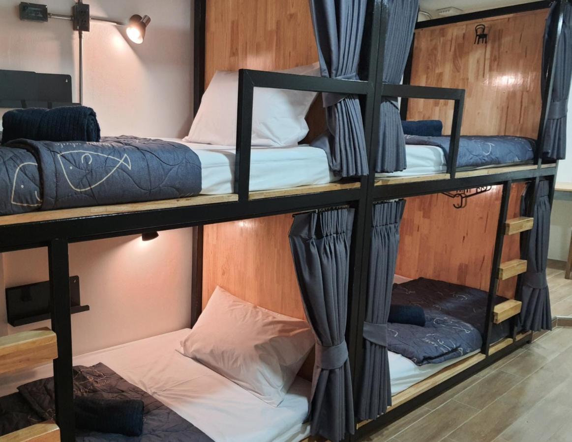 Station8 Hostel Бангкок Экстерьер фото
